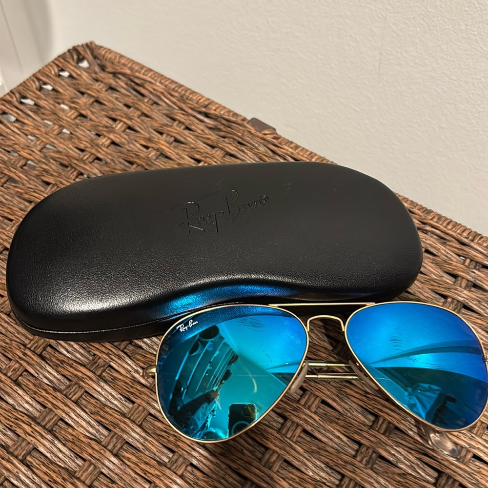 Used Blue Mirror Ray Ban Aviators